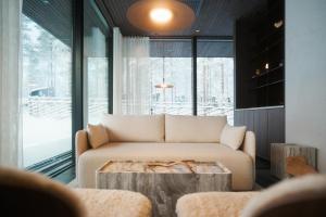 Un lugar para sentarse en Halo Igloos Resort