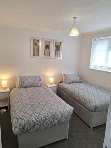 Postel nebo postele na pokoji v ubytování Stunning Home in Quiet Staffordshire Countryside