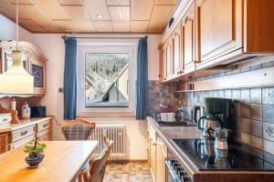 Køkken eller tekøkken på Haus Doktor Saeltzer bis 13Personen