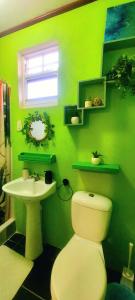 Koupelna v ubytování Central Paradise Vacation Rental + 2 fotografie