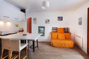 Χώρος καθιστικού στο Hosted by Valentin