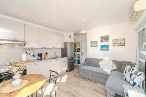 Køkken eller tekøkken på Mare beautiful sea view apartment