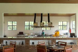 Mad på hotellet eller i nærheden