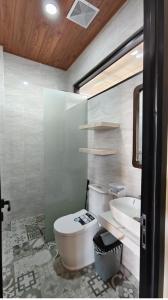 Koupelna v ubytování Pondok Murni Mesari + 16 fotografií