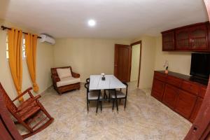 Photo de la galerie de l'établissement Hotel la Saladilla Beach Club, à Santa Cruz de Barahona 17 autres photos