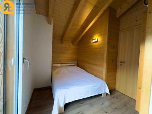 Postel nebo postele na pokoji v ubytování Katver 72, joli appartement avec balcon, proche du centre du village