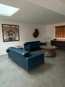 Χώρος καθιστικού στο COWES Detached House 3 mins walk from town