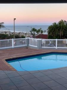 Swimmingpoolen hos eller tæt på 416 Beach house