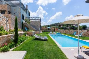 Πισίνα στο ή κοντά στο Ferienhaus In Achlades Mit Privatem Pool