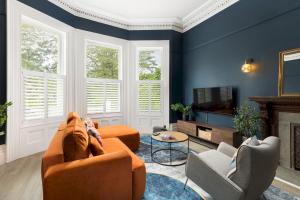 Istumisnurk majutusasutuses Spacious Modern 2 Bed Apartment with Parking - Pass the Keys +18 fotot