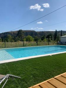 Πισίνα στο ή κοντά στο La Case