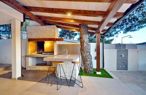 Kuchyň nebo kuchyňský kout v ubytování Charmante Und Luxuriöse Villa La Casa Del Capitano + 18 fotografií