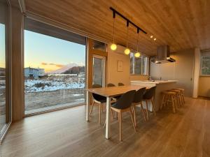 Üldine mäevaade või majutusasutusest Kizen Kimobetsu pildistatud vaade