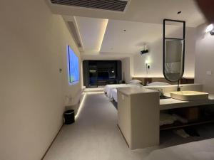 Ένα μπάνιο στο Nature Eco Designer Hotel +144 φωτογραφίες