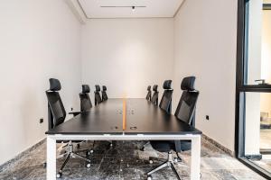 Khu vực hỗ trợ khách đi công tác/phòng hội thảo tại CFC new Appartement Central Anfa Park roof top free parking