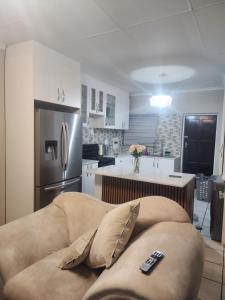 Η κουζίνα ή μικρή κουζίνα στο Ndau Mbili