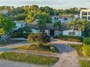 El edificio en el que está la villa