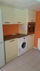 Kuchyň nebo kuchyňský kout v ubytování Maison Puigpelat