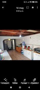 Кухня или мини-кухня в Arriendo habitación amobladas a turistas ,sector centro la serena
