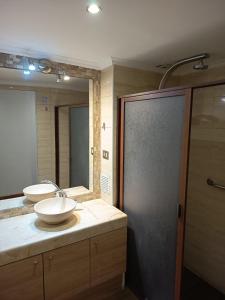 Koupelna v ubytování Hotel Colonos Los Angeles