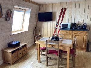 Kuchyň nebo kuchyňský kout v ubytování Studio montagne + 17 fotografií