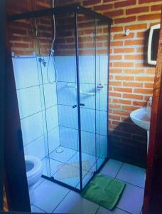 Ένα μπάνιο στο Pousada Encantos do Marambaia