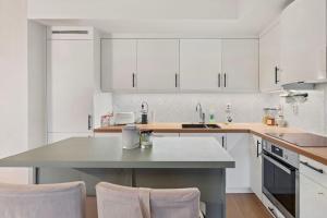 Φωτογραφία από το άλμπουμ του Spacious Apartment with Sunny Balcony σε Jessheim