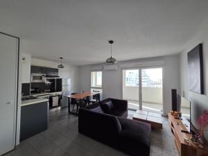 Η κουζίνα ή μικρή κουζίνα στο Appartement 3 pièces + terrasse +4 φωτογραφίες