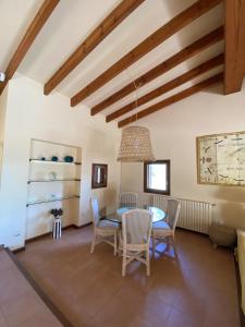 Una televisión o centro de entretenimiento en Sa Rondalla - Formentera