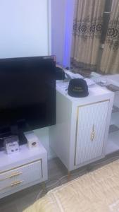 TV a/nebo společenská místnost v ubytování Room and parllor