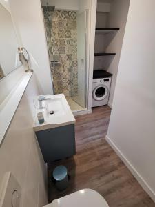 Koupelna v ubytování Gite Des Ajoncs