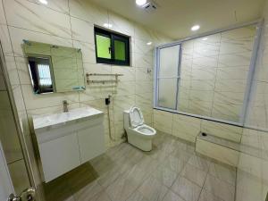 Ένα μπάνιο στο 草莓驛站