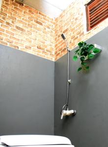 Koupelna v ubytování New Red Rose Ella + 81 fotografií