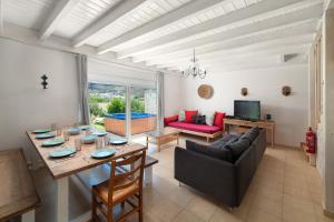 Istumisnurk majutusasutuses Ferienhaus In Kolympia Mit Privatem Garten