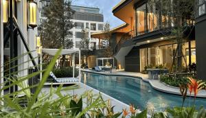 Πισίνα στο ή κοντά στο Premium 2 Bedroom Apartment, Pool and Gym Near Bang Tao Beach