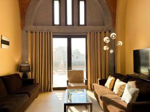 Posezení v ubytování 2 Bedroom Villa with Private Pool