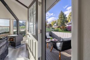 Posezení v ubytování Fairway Mountain Escape + 49 fotografií