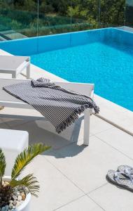 Bassein majutusasutuses Villa Zvizdan või selle lähedal