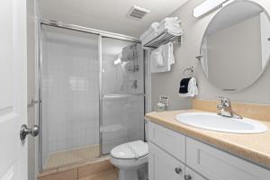 Ванная комната в Silver Sands #241A