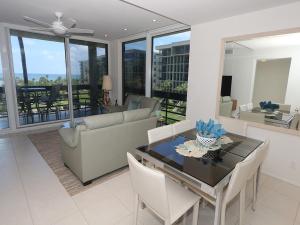 En balkon eller terrasse på Beachplace 5-301