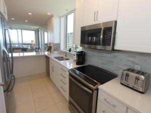 Køkken eller tekøkken på Beachplace 5-301 + 16 billeder