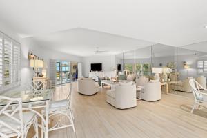 Μια τηλεόραση ή/και κέντρο ψυχαγωγίας στο Sea Twig #103