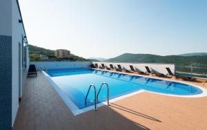 Bazén v ubytovaní Hotel Jadran Neum alebo v jeho blízkosti
