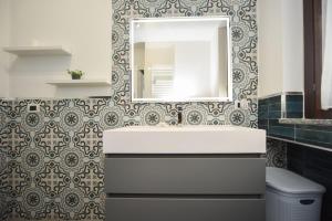 Ένα μπάνιο στο La Dimora di Gea +79 φωτογραφίες