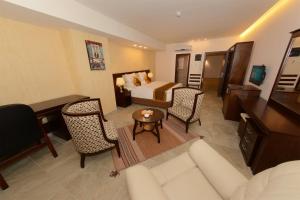 Posezení v ubytování Royal Suites