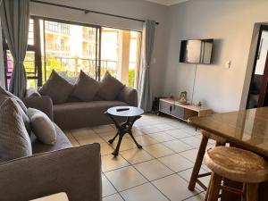 Khu vực ghế ngồi tại Topanga, Uvongo Margate, South Coast, KZN