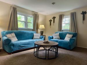 Posezení v ubytování Avon Nature Retreat by Creek