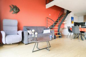 Posezení v ubytování spacieux appartement - vue sur chenal - 6 personnes