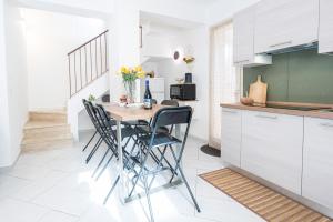 Η κουζίνα ή μικρή κουζίνα στο La Casa di Eli