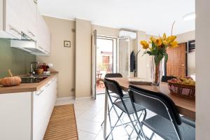 Η κουζίνα ή μικρή κουζίνα στο La Casa di Eli